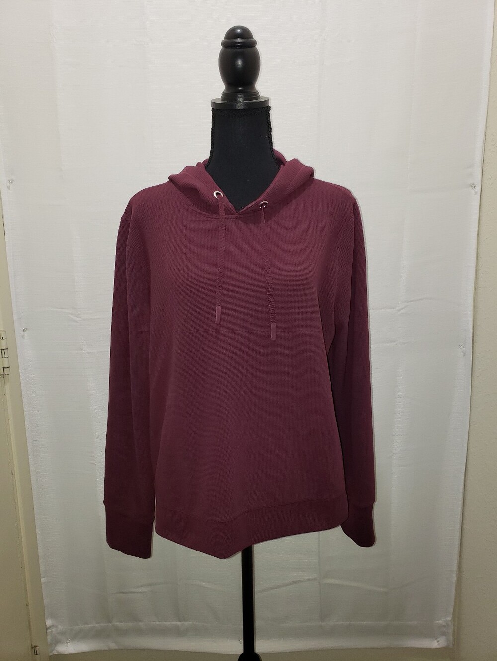 DKNY Burgundy Long Sleeve Waffle Knit Sweatshirt